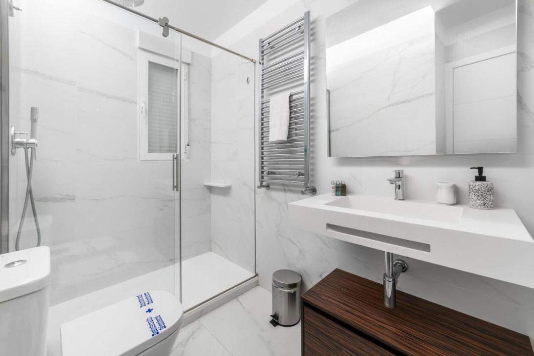 2 Bedrooms 1 Bathroom Furnished - Centro - Equipped & Stylish - Minty Stay Madri Exterior foto
