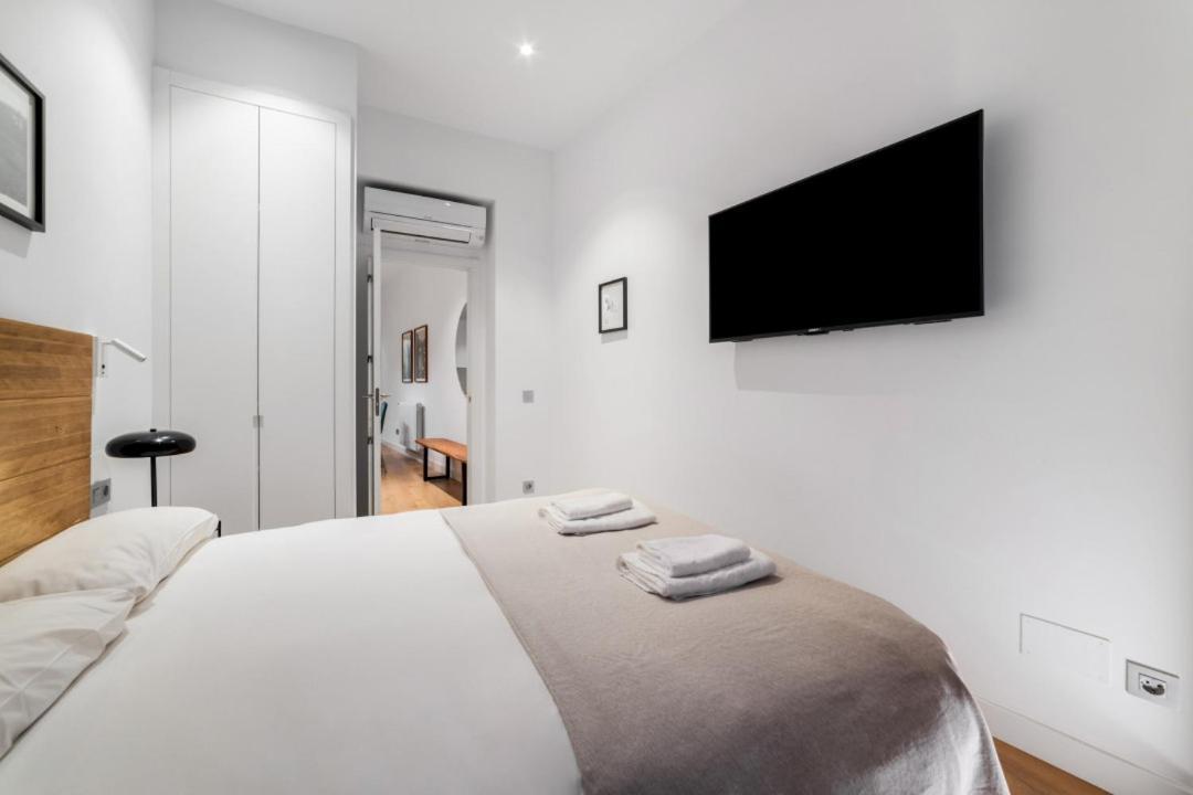 2 Bedrooms 1 Bathroom Furnished - Centro - Equipped & Stylish - Minty Stay Madri Exterior foto